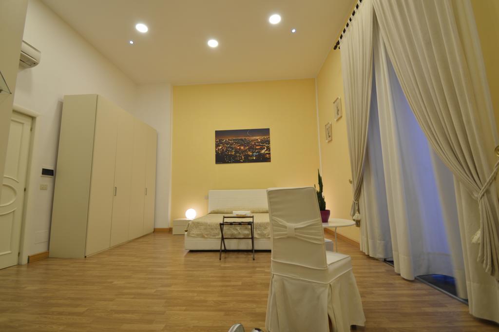 B&B Palazzo Ruffo Di Bagnara Наполи Стая снимка