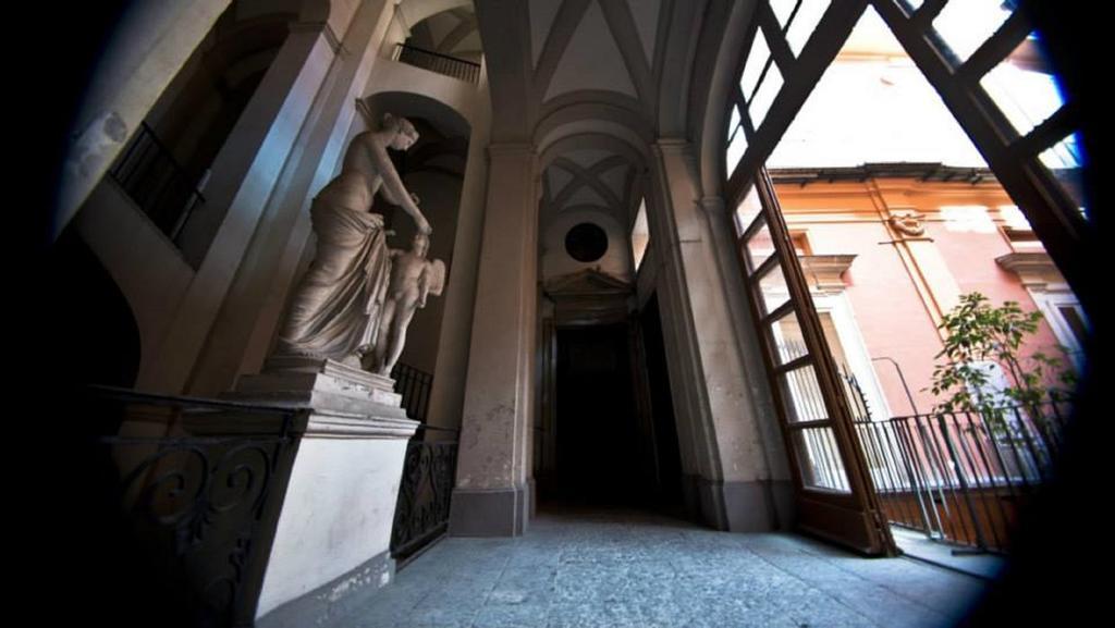 B&B Palazzo Ruffo Di Bagnara Наполи Екстериор снимка
