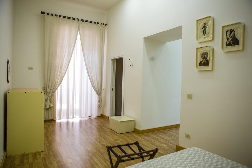 B&B Palazzo Ruffo Di Bagnara Наполи Екстериор снимка